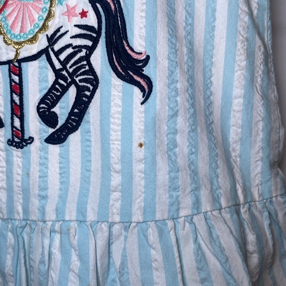 BRAND: Genuine Kids by OshKosh B'gosh / SIZE: 4T - LOOK AT 2ND PIC - little spot - Picture 3 of 10